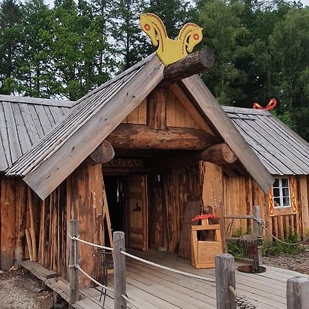 Sosdala Vittfarnas Hird Vikingaby Bed & Breakfast エクステリア 写真